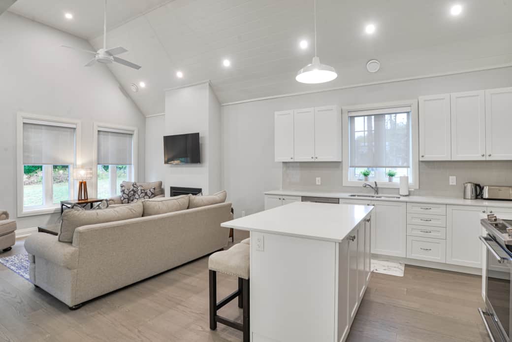 Belle Kitchen-Family Room Belle Kitchen-Family Room