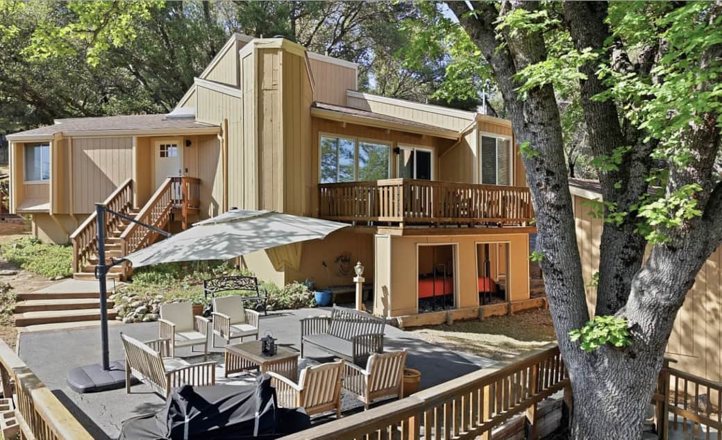 Outside Sitting Area