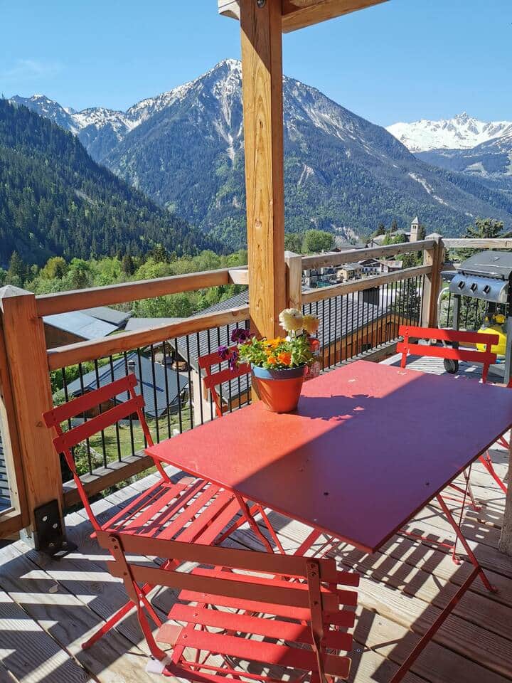 Terrasse été avec barbecue