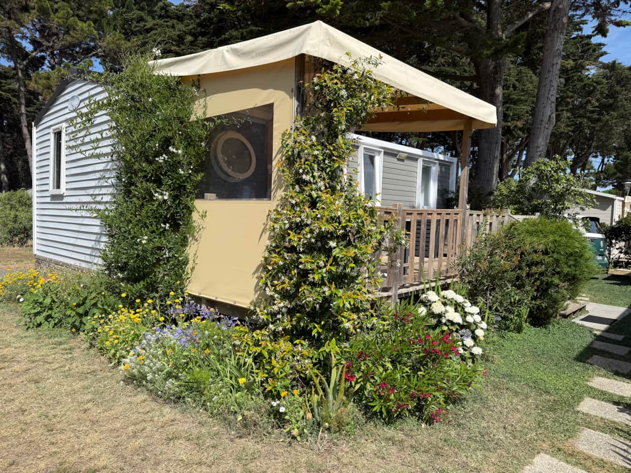 Emplacement fleuri