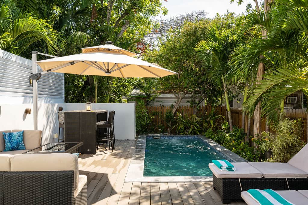 Pool Deck / Rear Lanai 