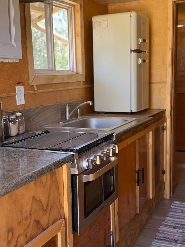 Kitchenette