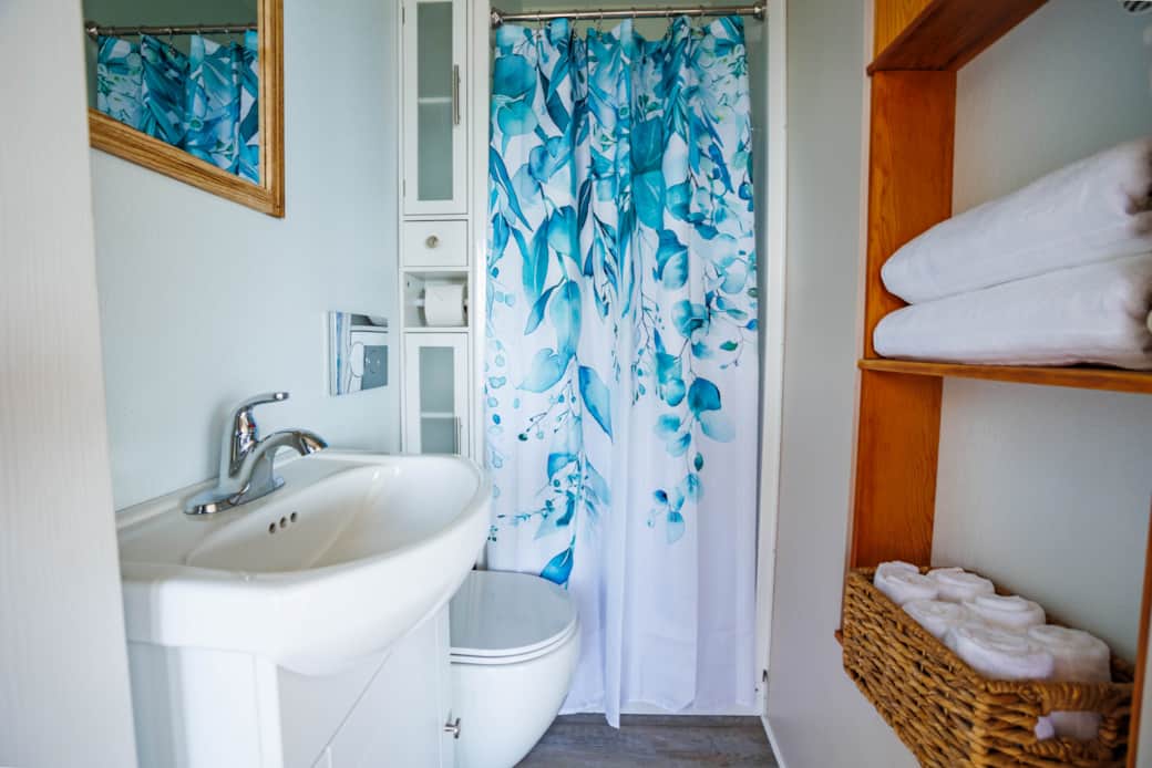 Bright and Cozy Bathroom with Walk In Shower