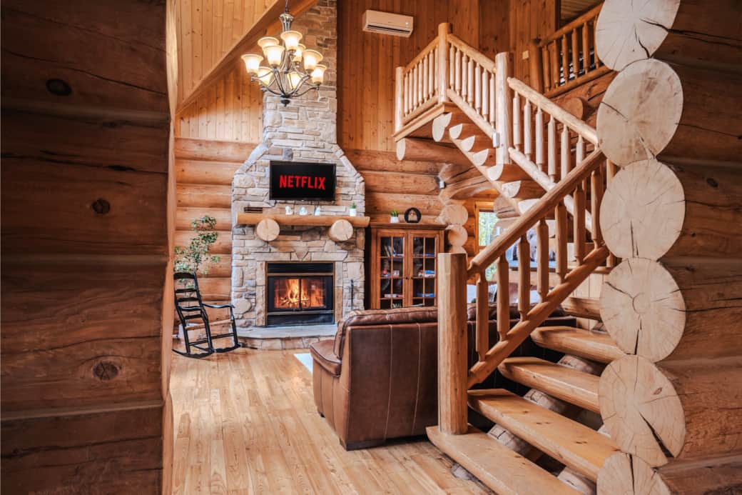 Chalet Authentik 42  | Fiddler Lake Resort