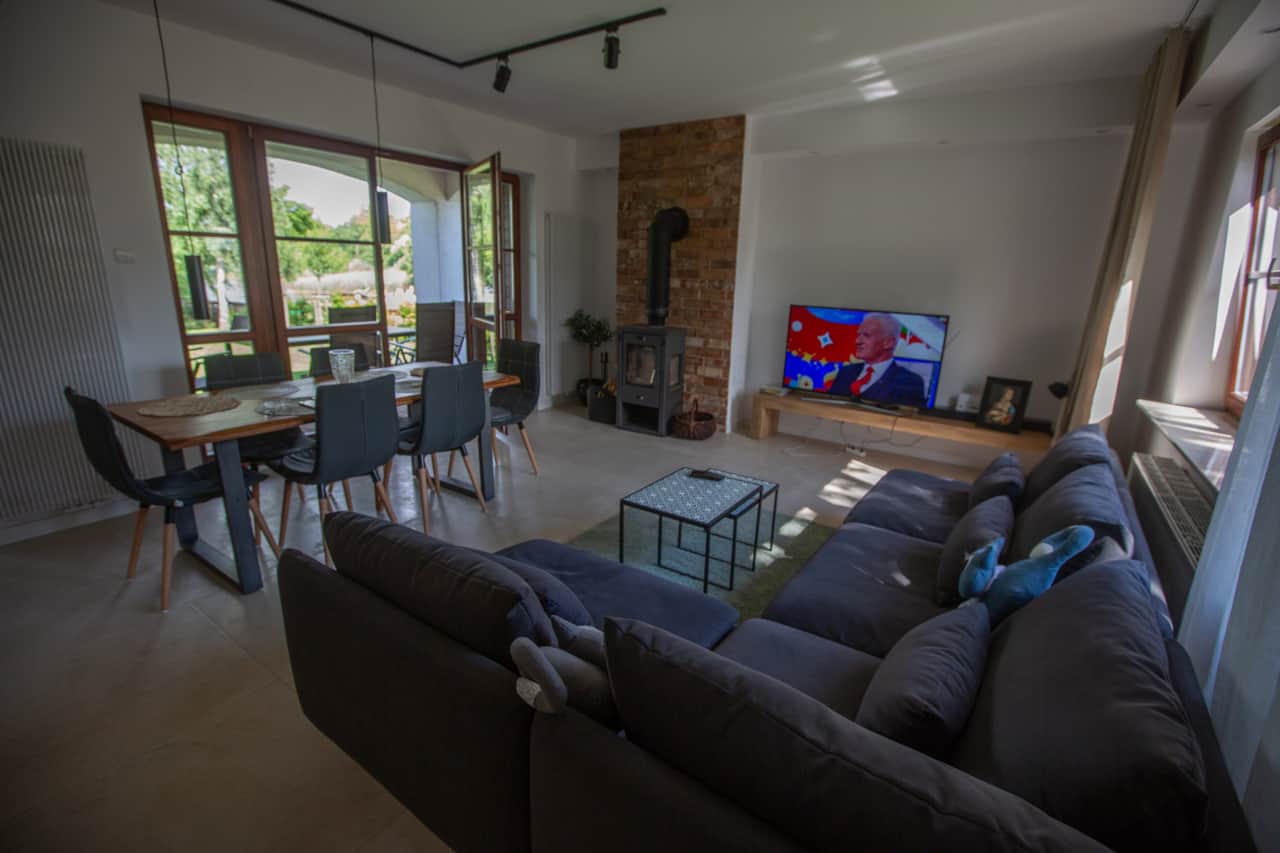 Art&Lake House Living room