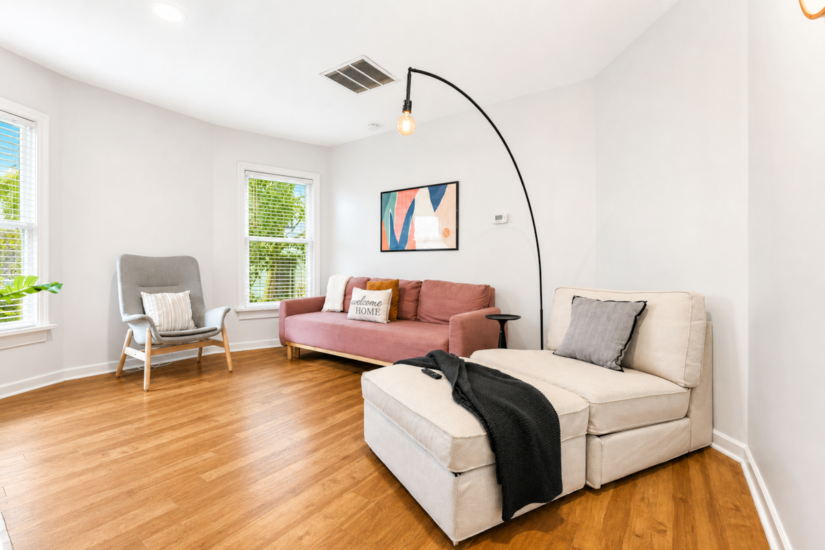 1BR Near Piedmont Park w/ Free Parking