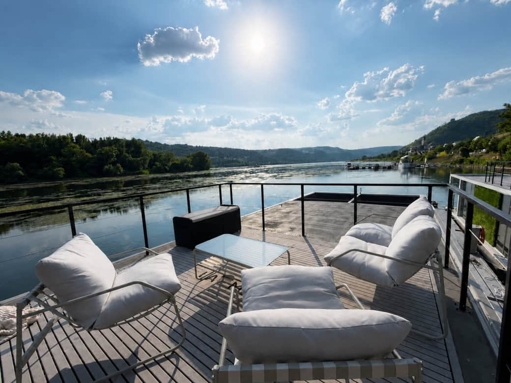 Spotless rooftop terrace and sheltered Rhine view