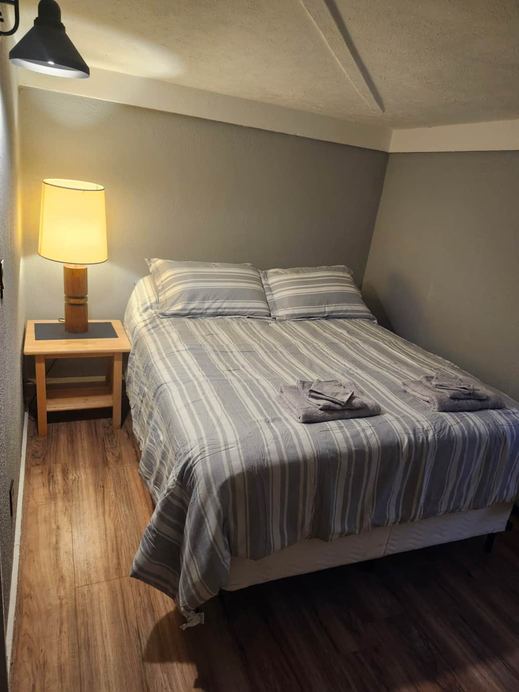 Queen Bedroom 2