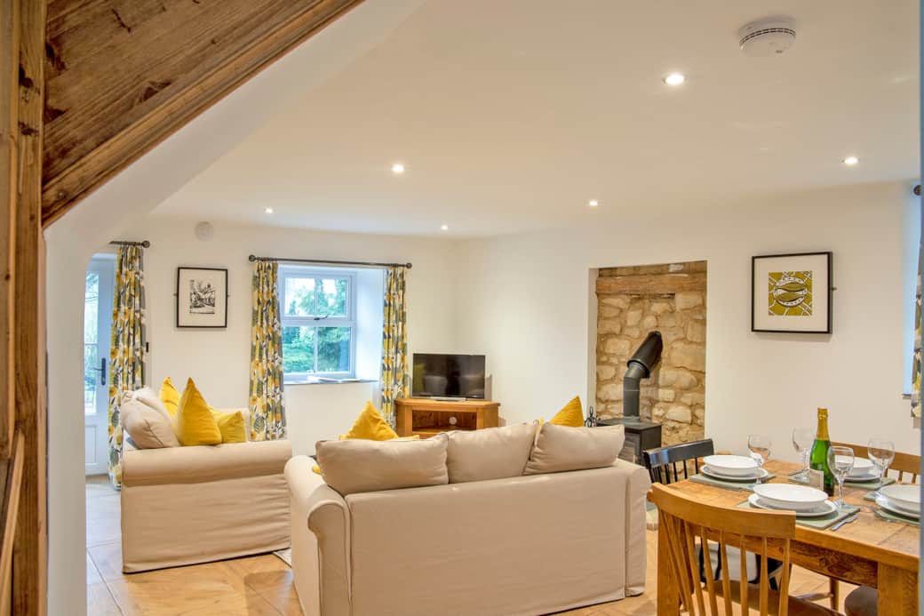Henmore Living Room a