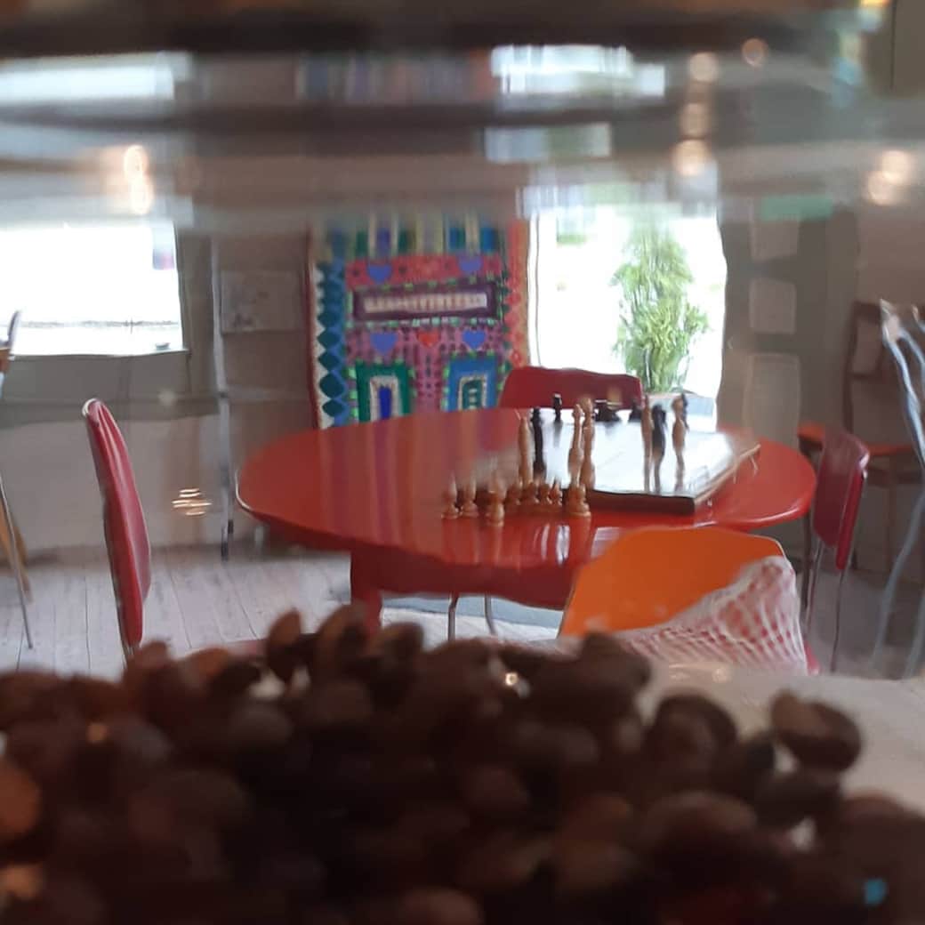 We make good coffee for breakfast - and also in our cafe