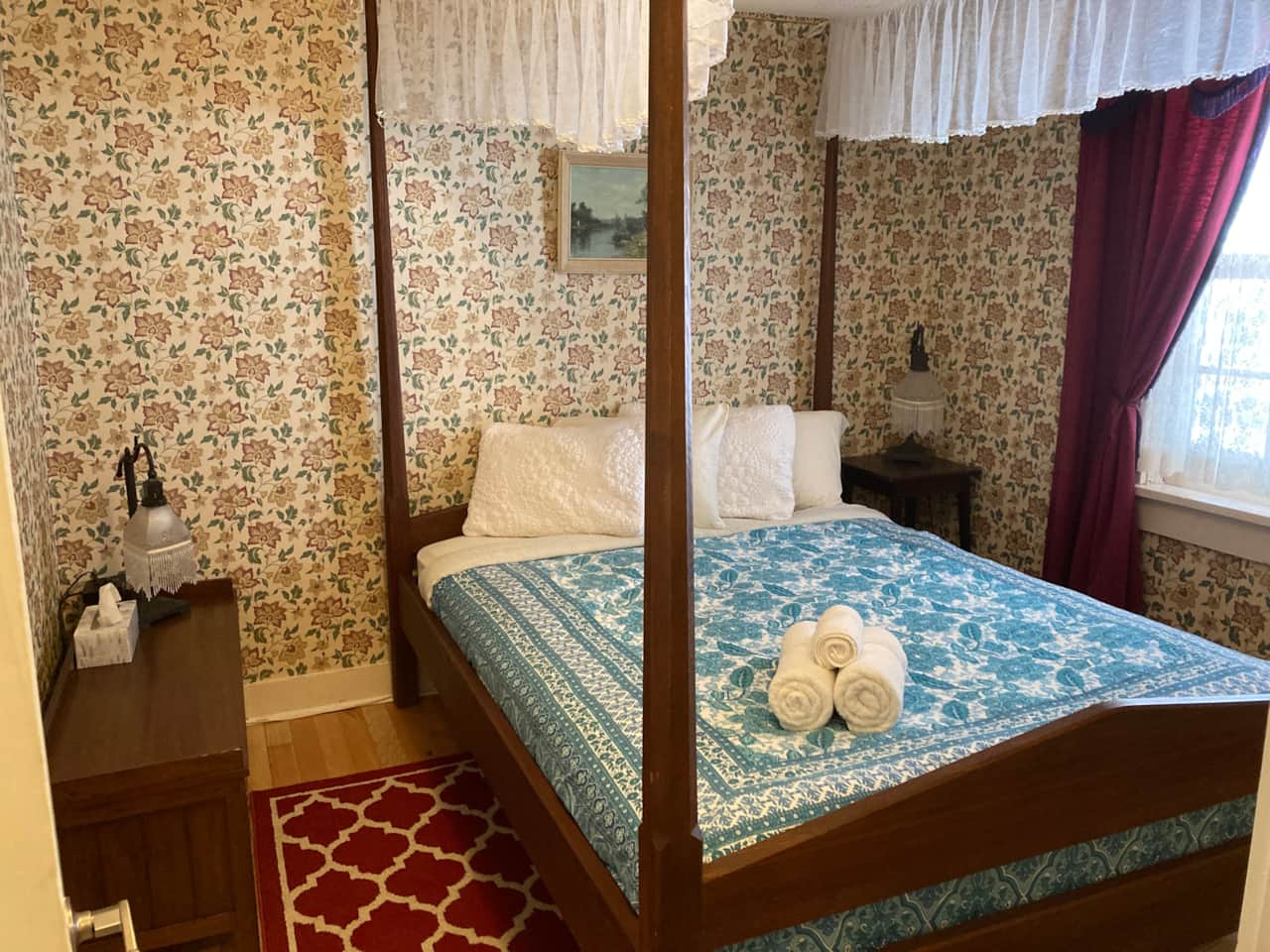 Room 1 with bathroom 