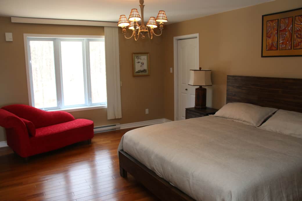 Master bedroom king bed