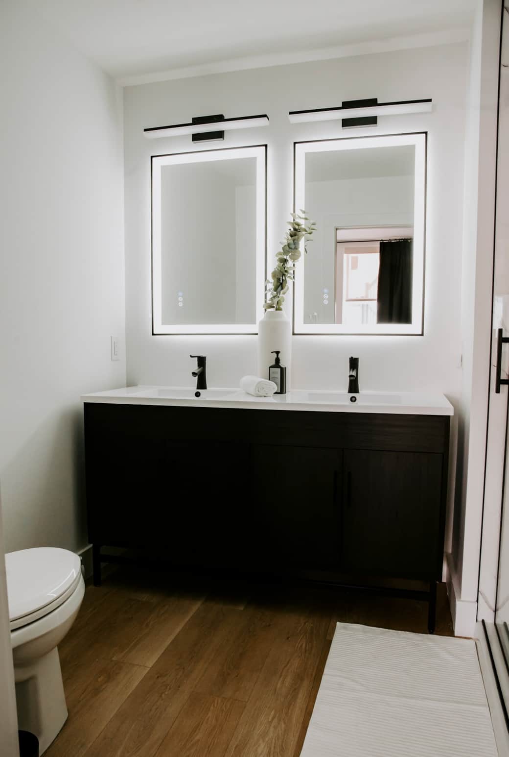 Room 1 Bathroom Room 1 Bathroom
