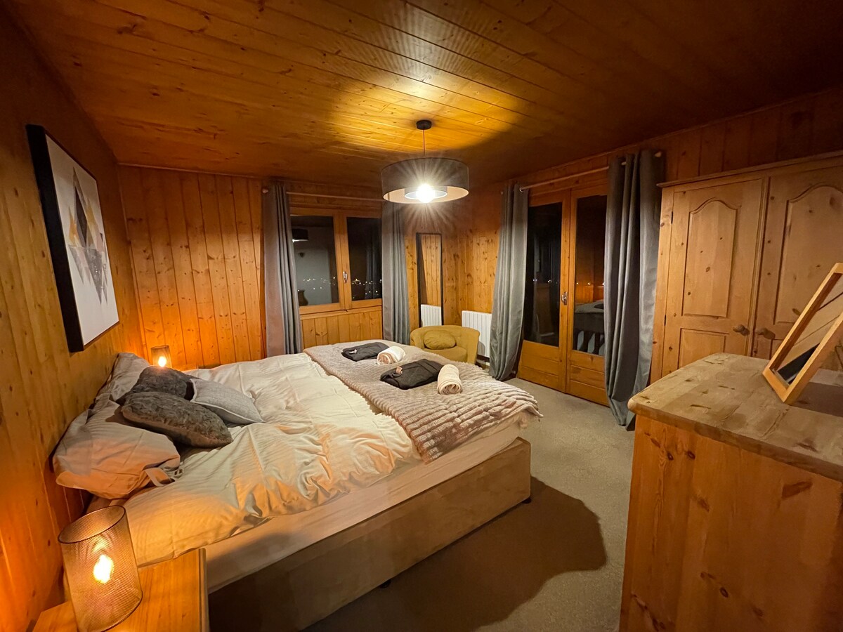 Grande chambre double avec dressing