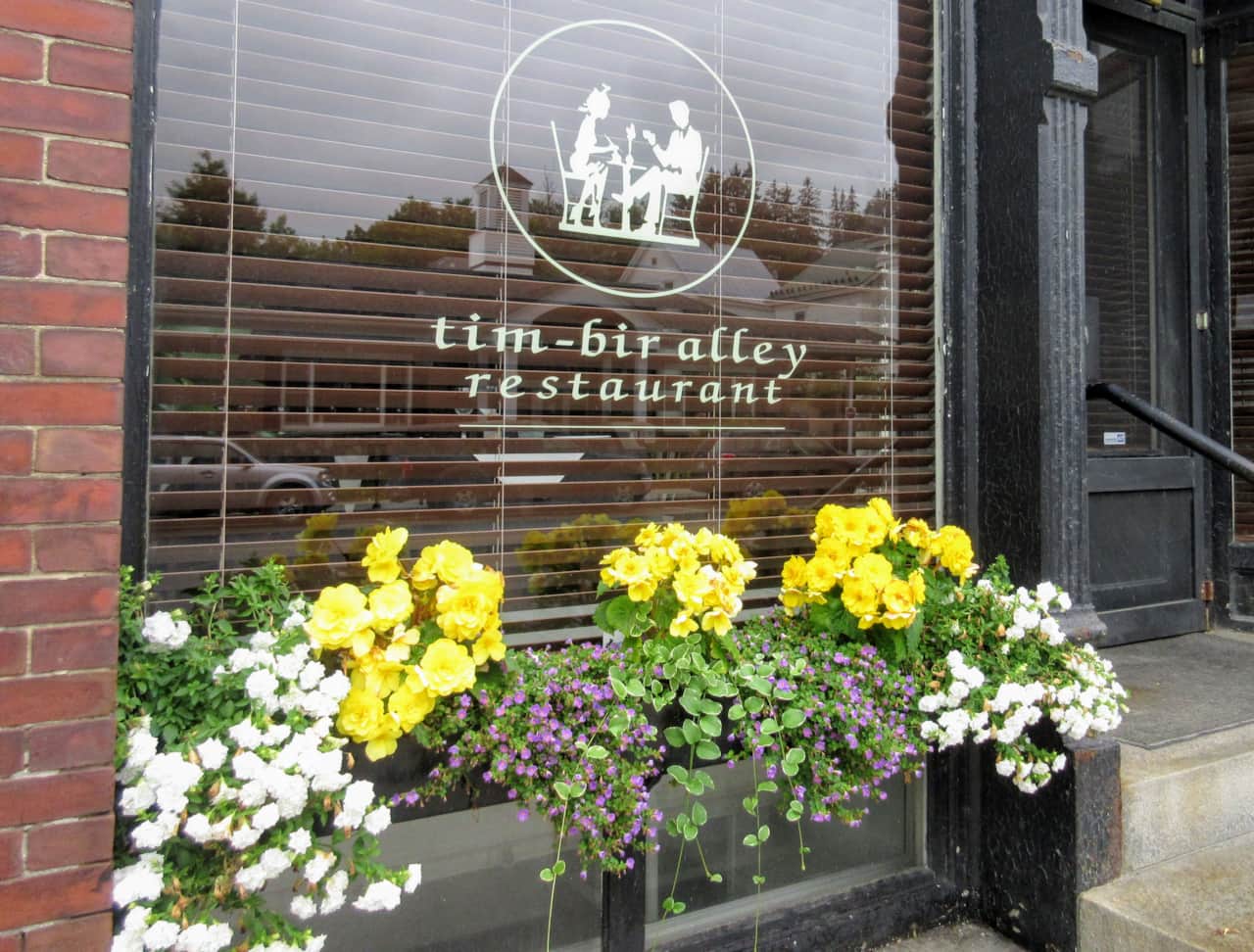 Tim-Bir Alley