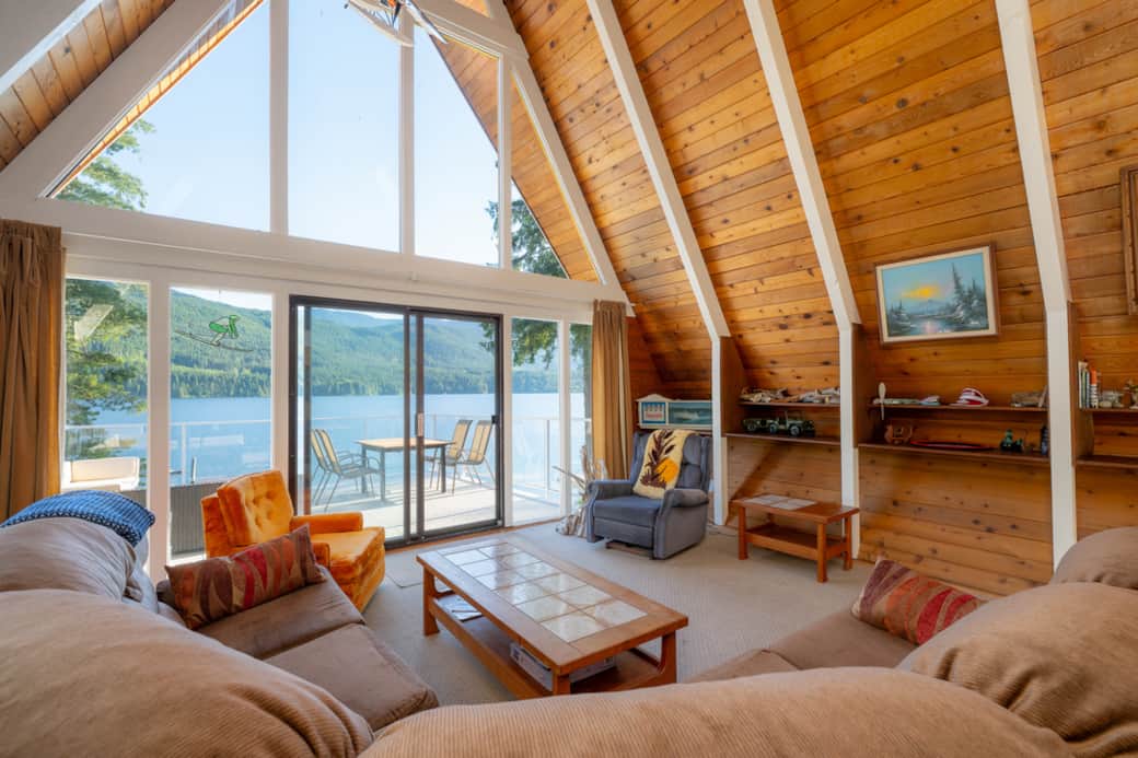 Sproat lake vacation rental view