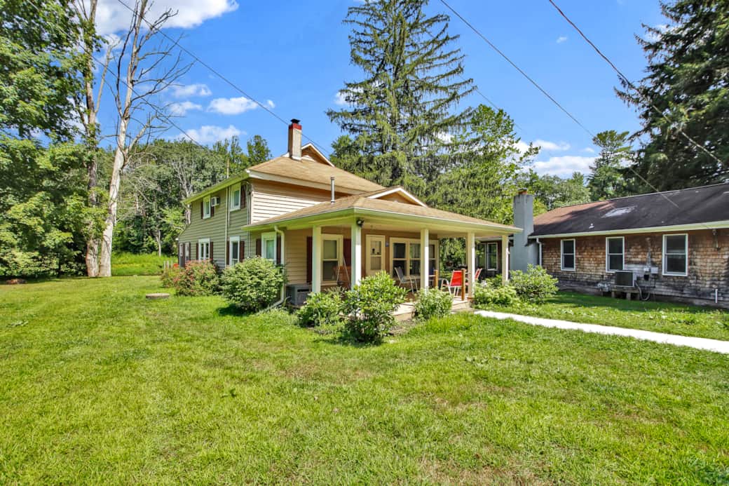 79 White Lane, Gaines
