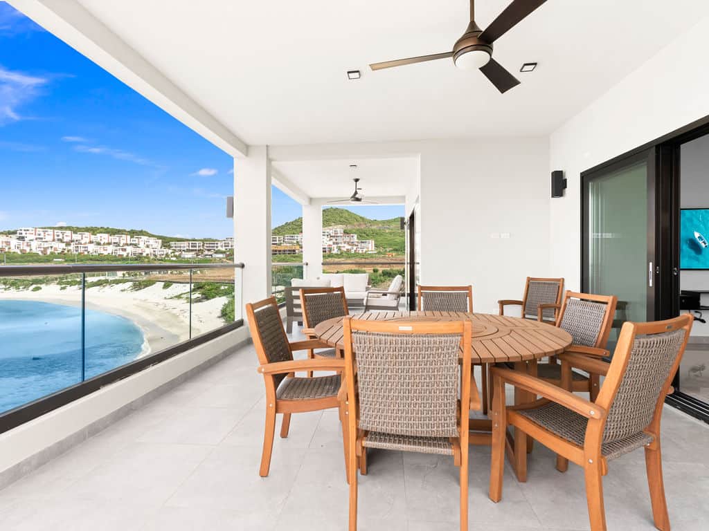 Outdoor Dining Area