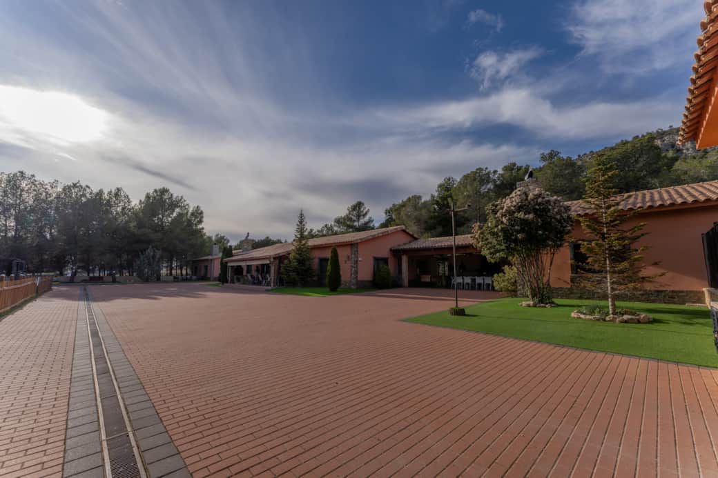 Enorme explanada para disfrutar de la familia