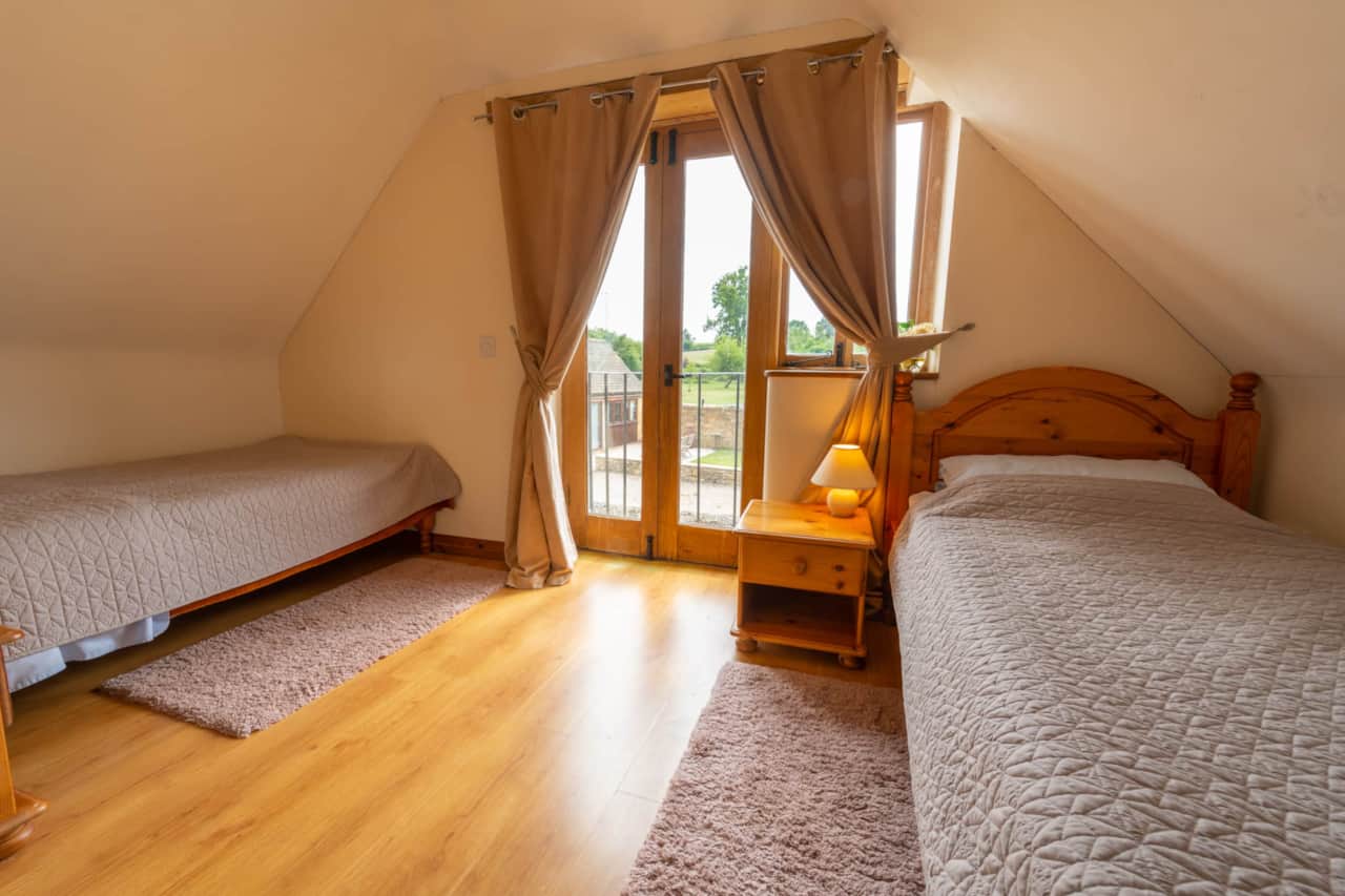 Twin Bedroom