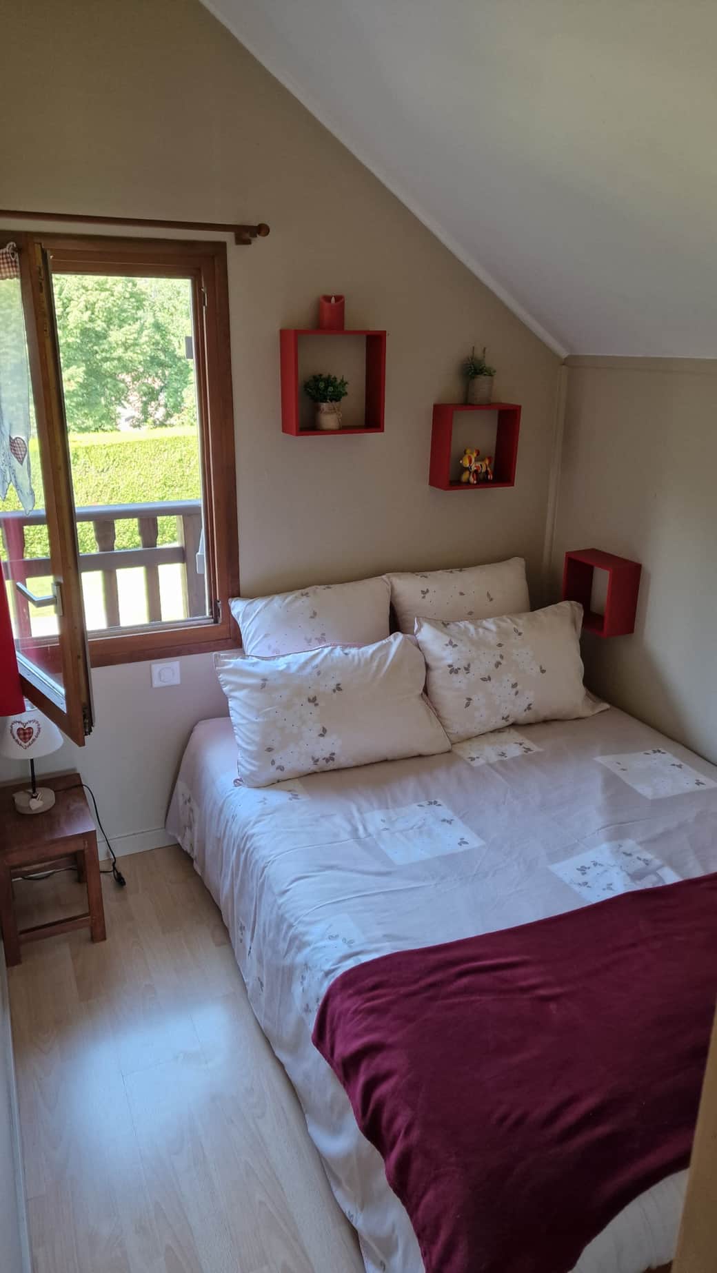 Chambre lit double au premier étage