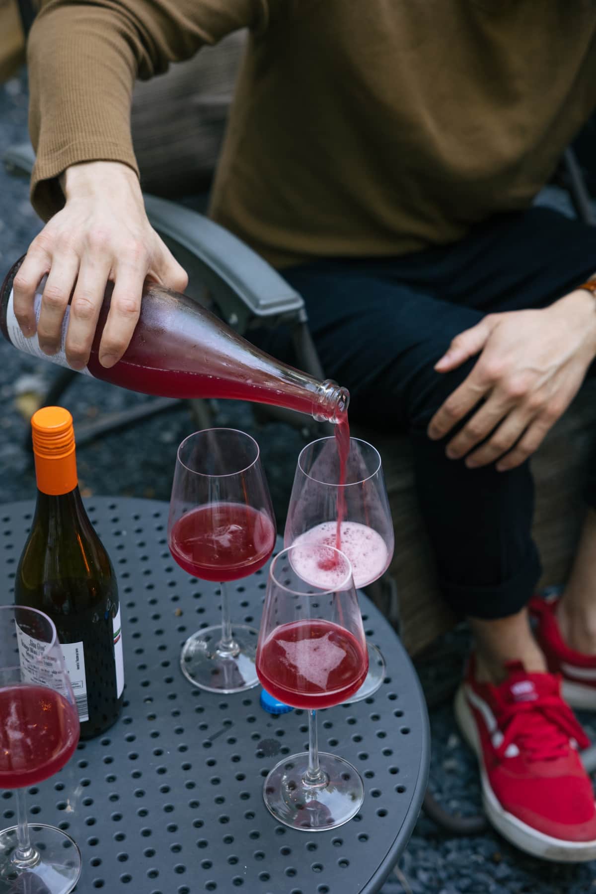 Un bon verre de vin entres amis