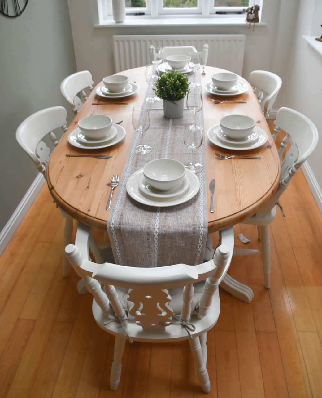 Everything required for dining