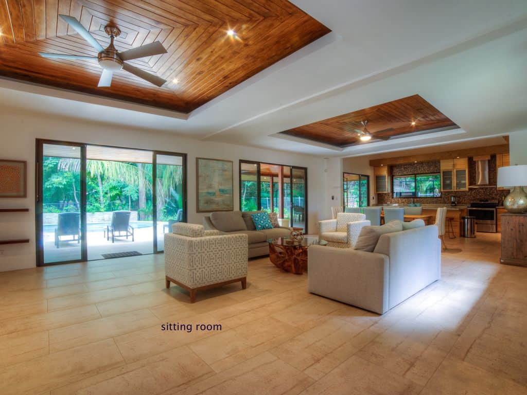 Spacious Living Area Spacious Living Area