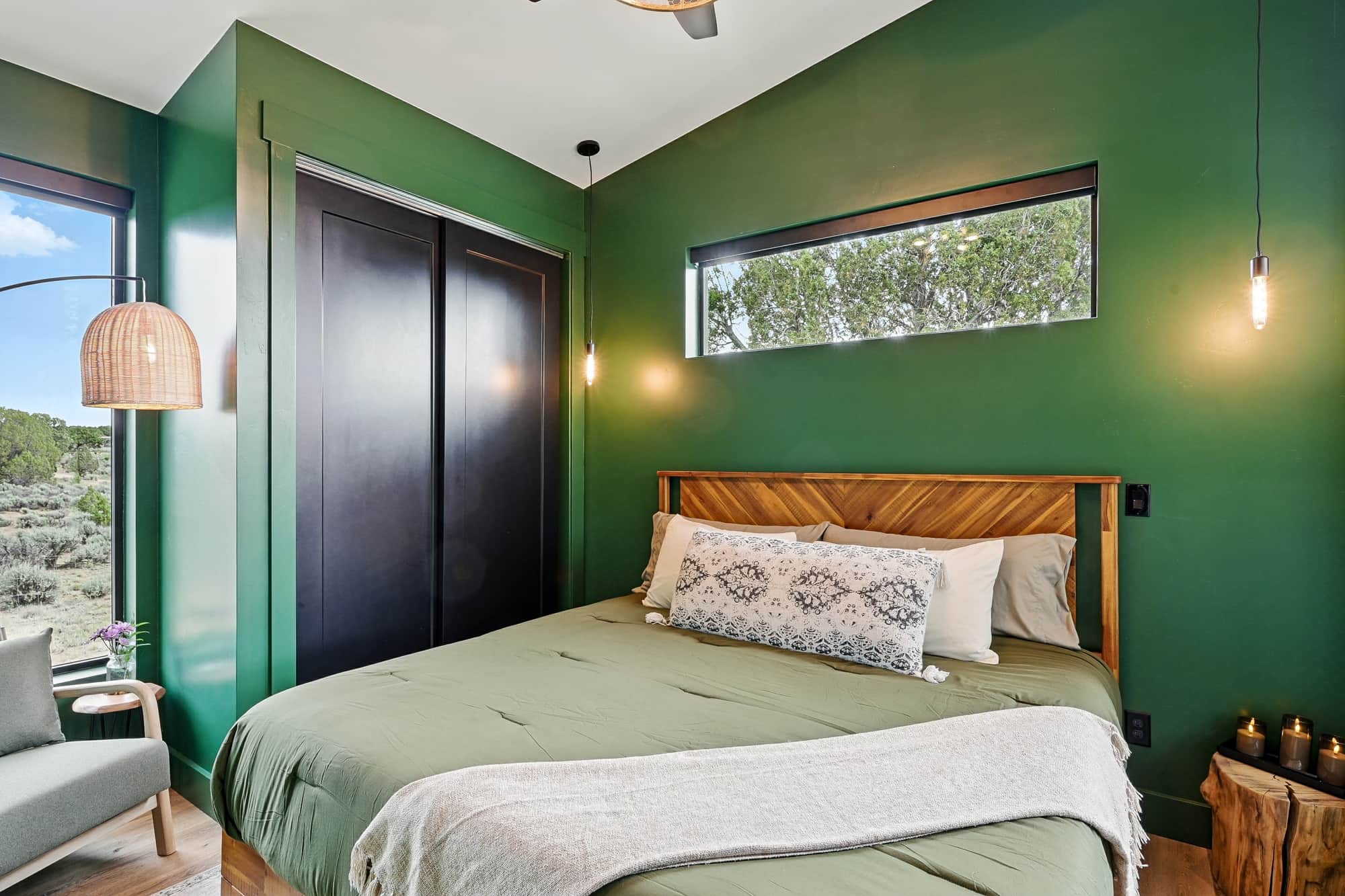 Earth Room-Juniper Hideway