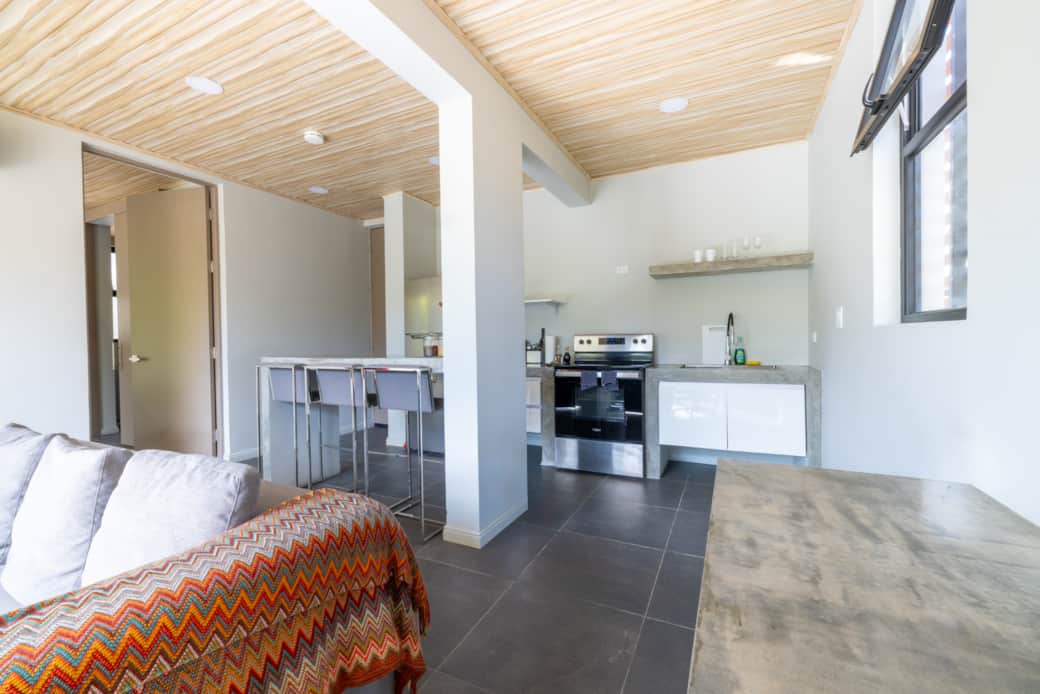 Garden-suite-full-equiped-kitchen (2) Garden-suite-full-equiped-kitchen (2)