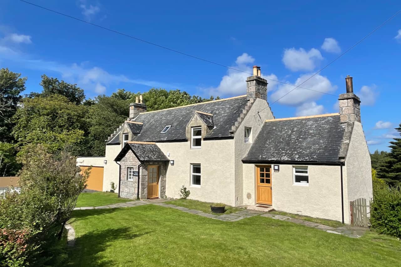 The Old Schoolhouse Front