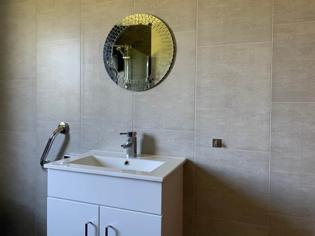 Shower Room 2