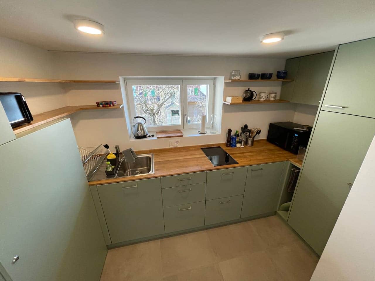 Cuisine moderne et équipée pour 6 personnes