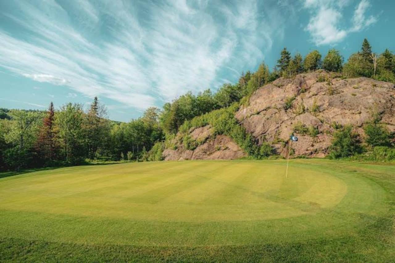 Golf nearby
