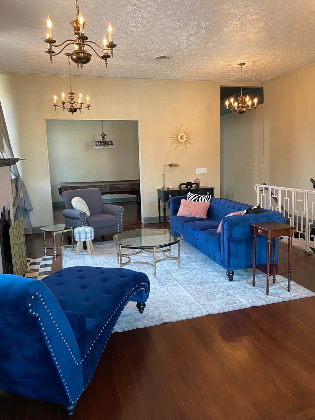 The Downtown Getaway - Living Area
