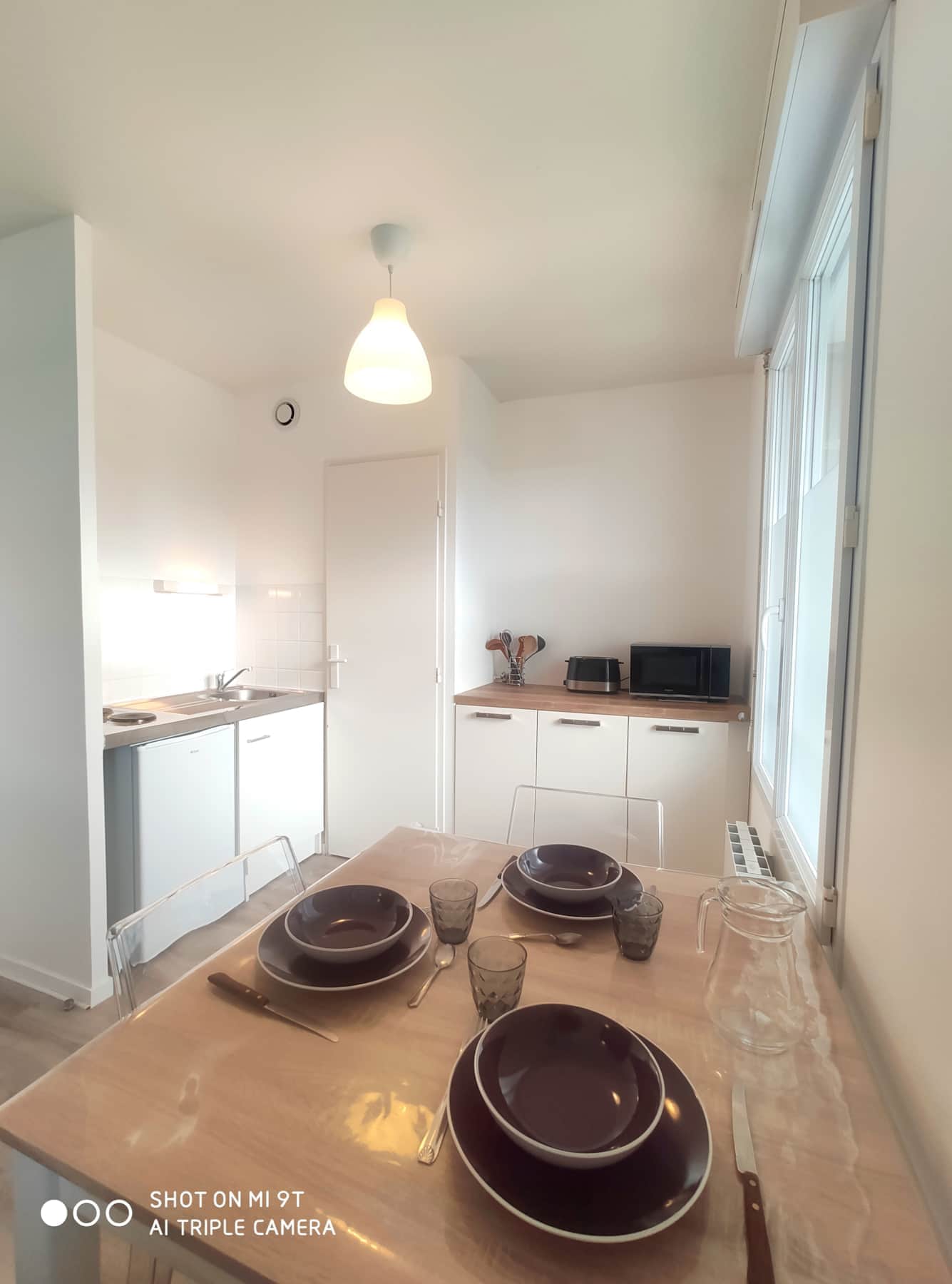 https://l.icdbcdn.com/oh/2082db10-7fe6-4c31-9d7d-76906c95b658.jpg?w=2080-6