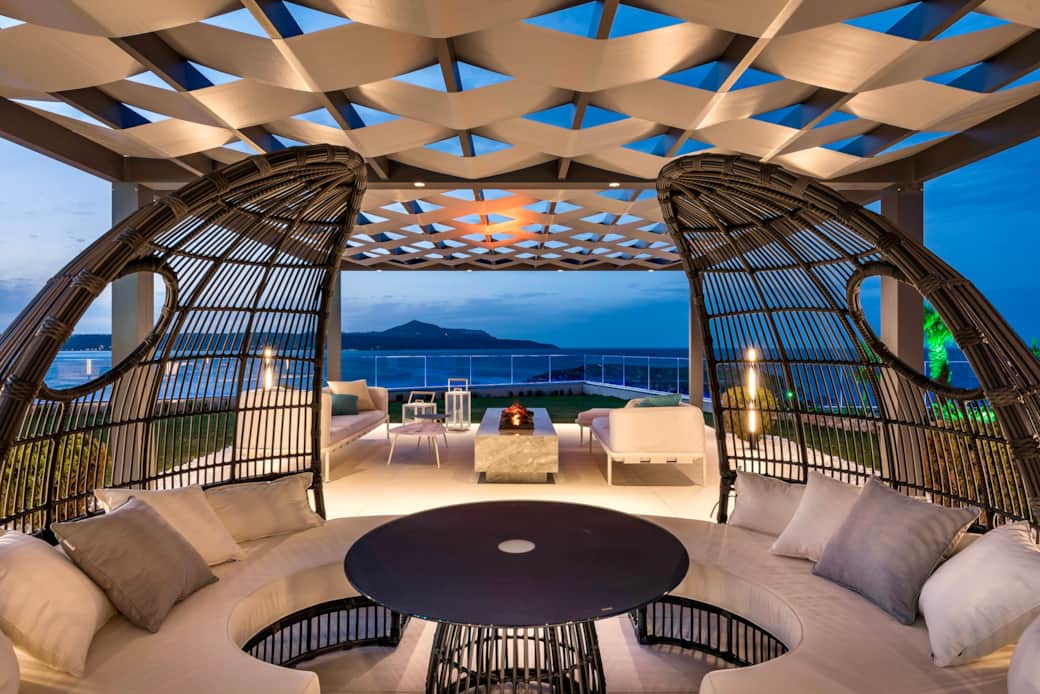 2B091342 4C93 4F77 BB59 2DA2DA9E9698