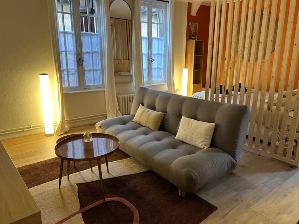 1ae1e824 ff8a 47b5 a3bb 1b10d97c4b8d