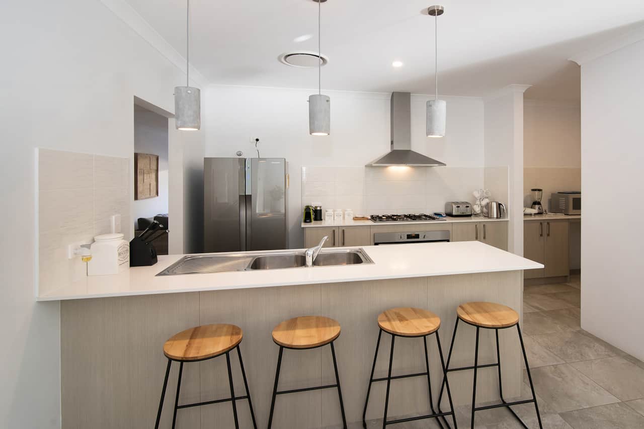 21A Fairbairn Rd 14