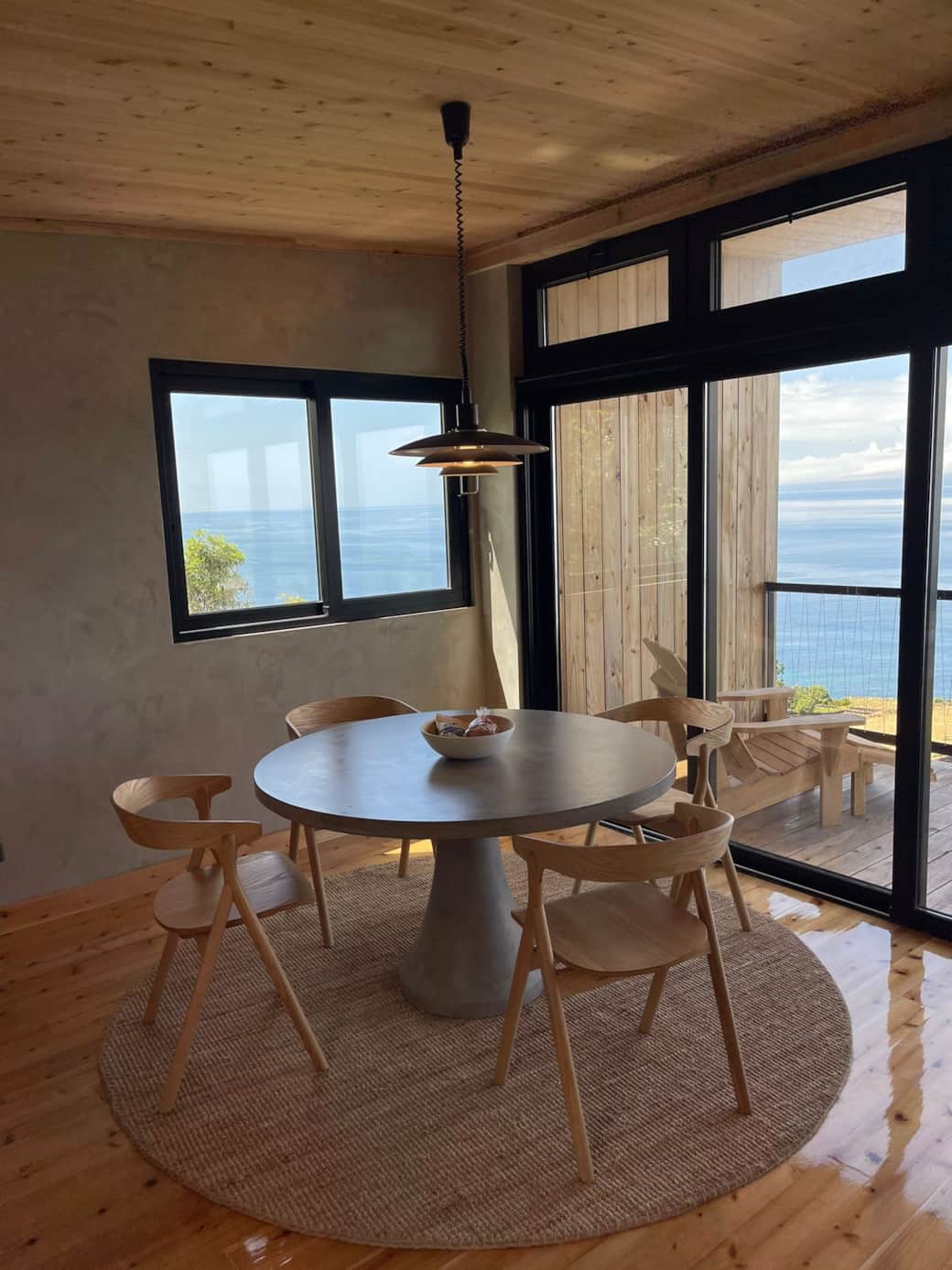 Dining Area Dining Area