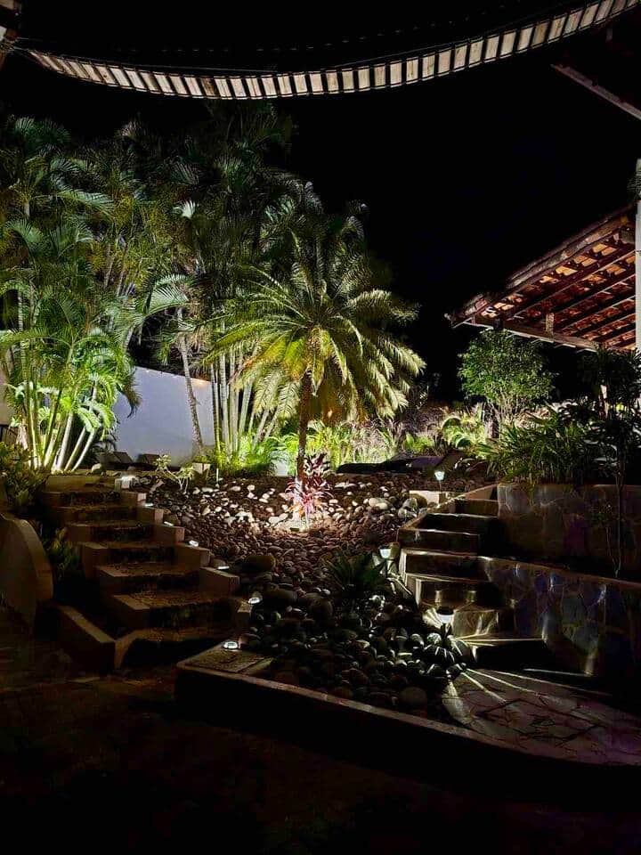 La Caminata del Mono at night!