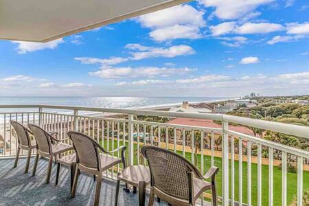 Beautiful South facing view of the Atlantic Ocean!