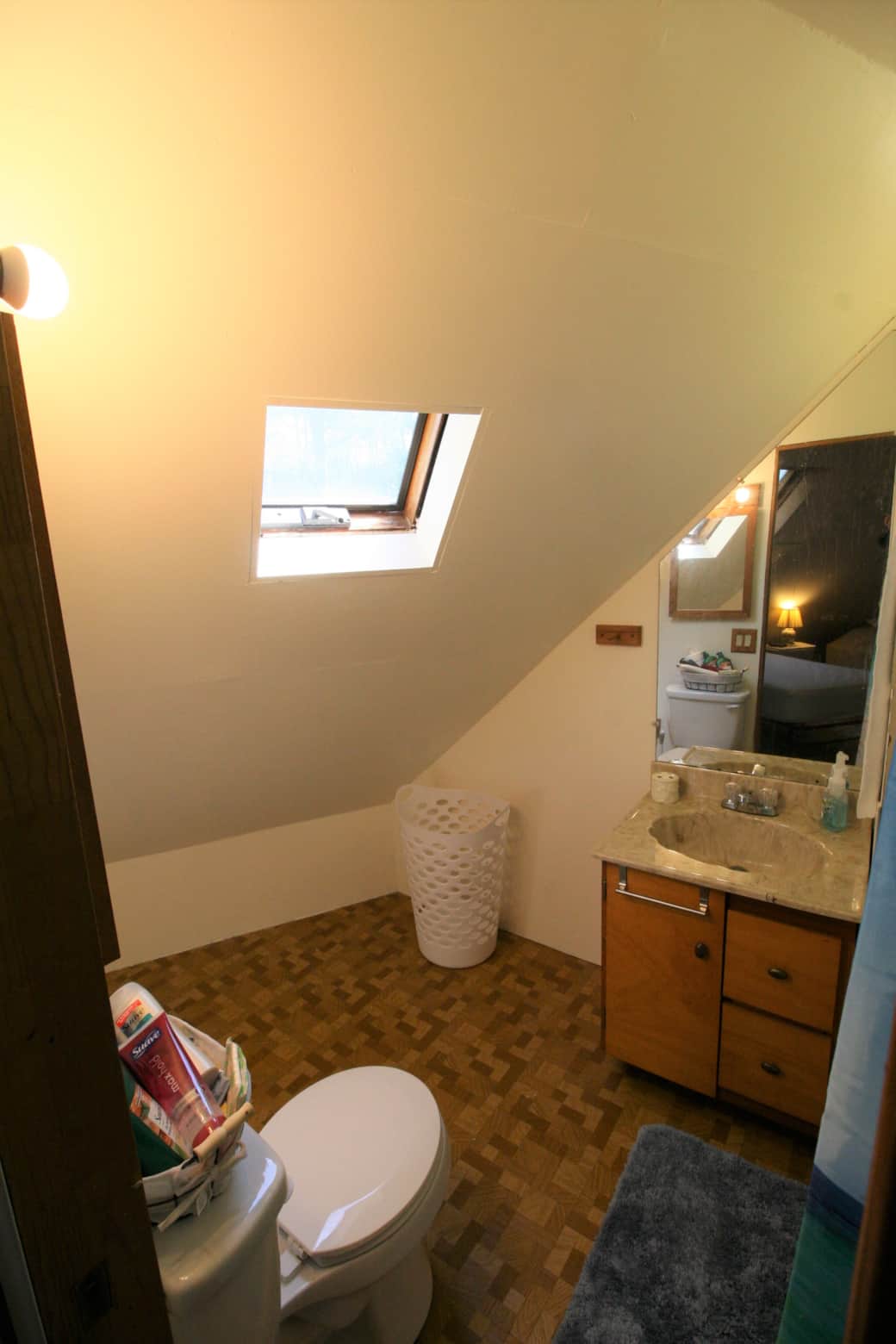 Loft bath1