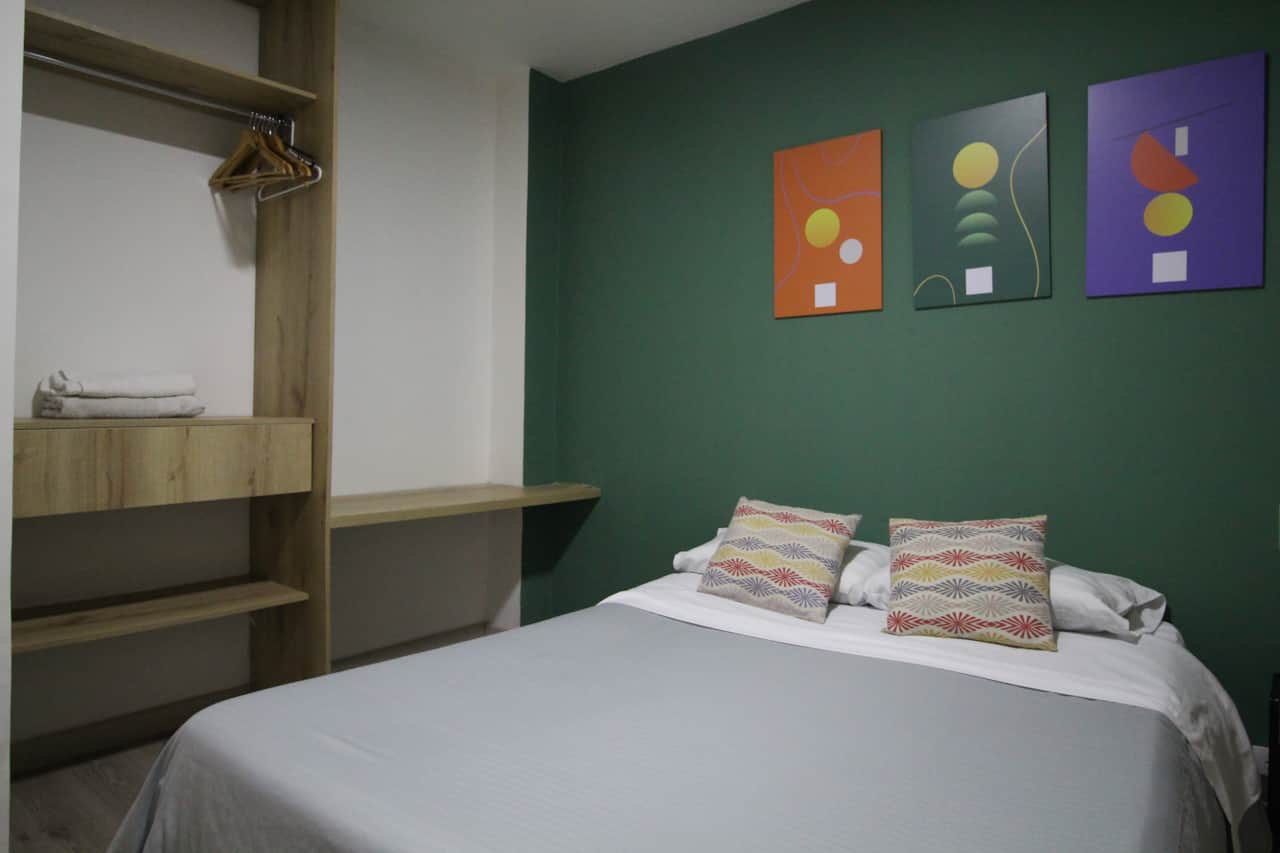 Económico apartamento en el Poblado  Medellín