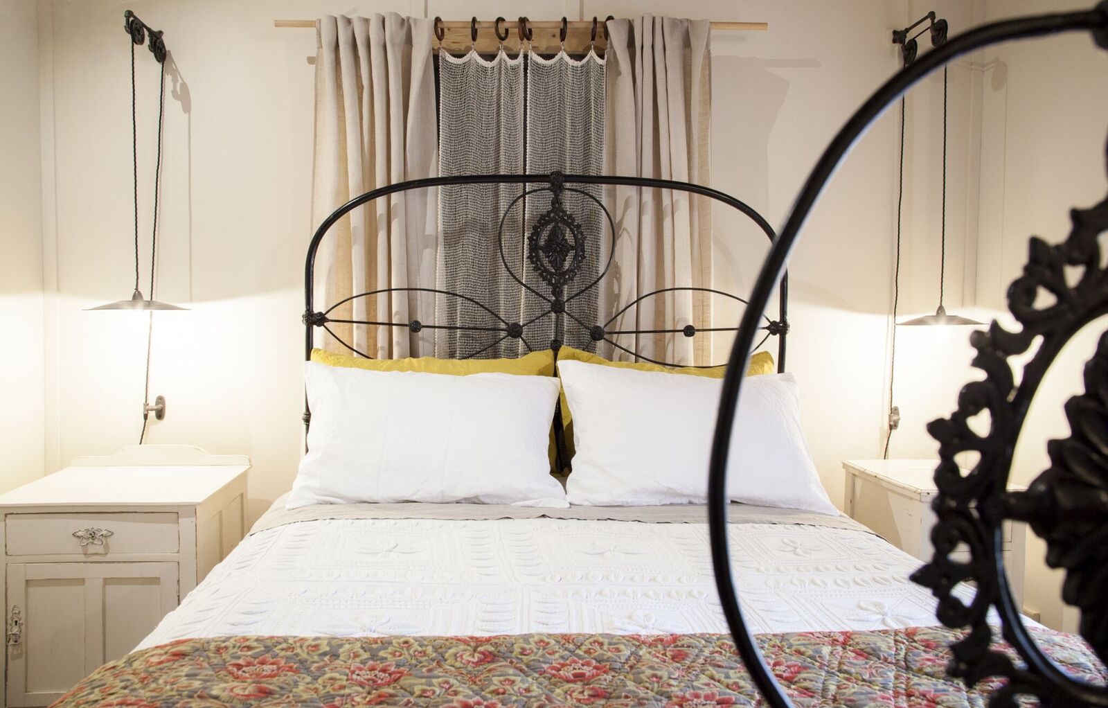 Shopkeeper's bed 1, summer