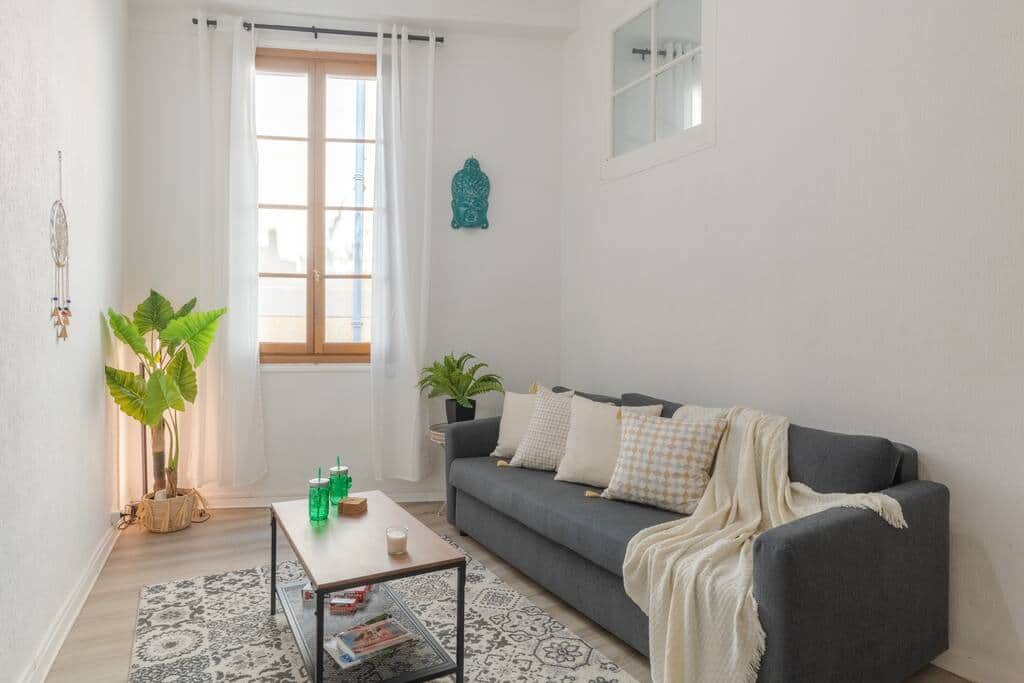 Living area with sofa bed 140x190cm Living area with sofa bed 140x190cm