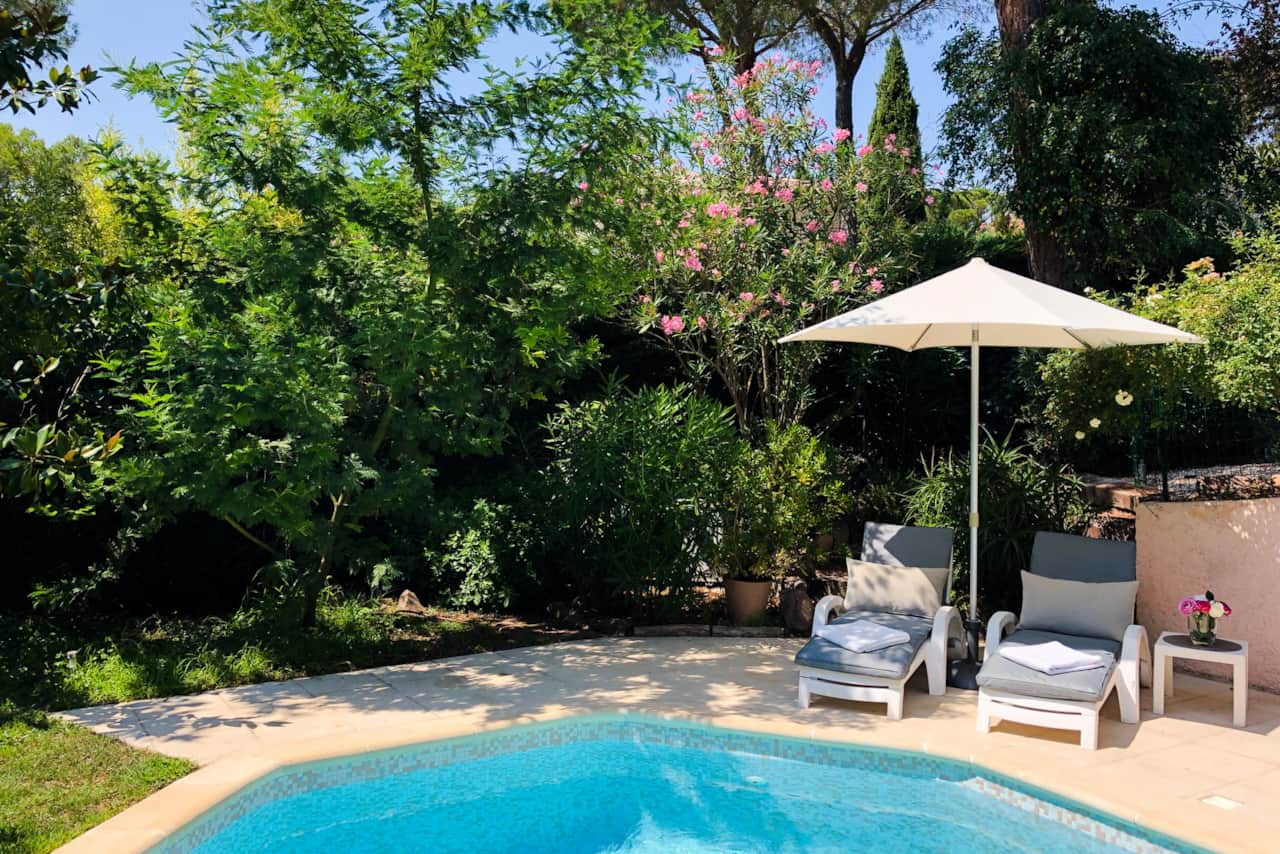 Terrasse und Pool