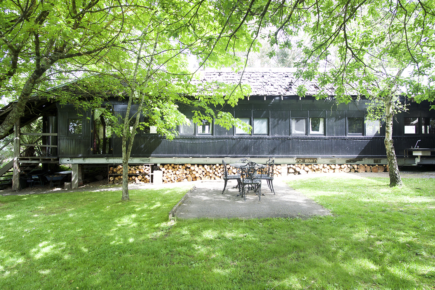 Steam Train Carriage Holiday House In Forrest