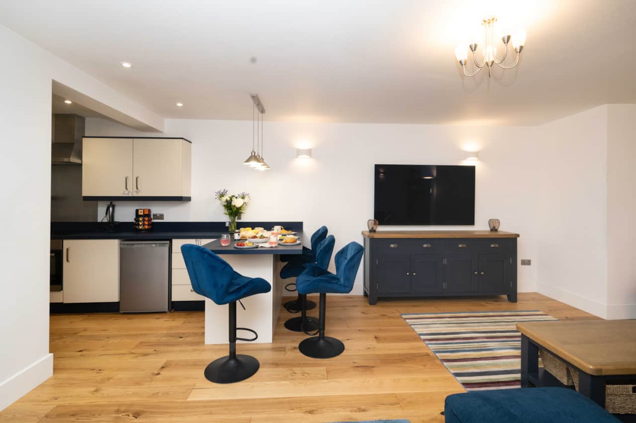 Breakfast Bar