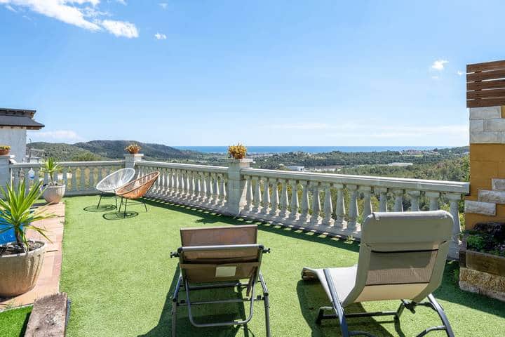 Sunbed View